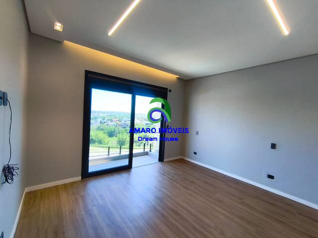 Casa para Venda em São José dos Campos - 5